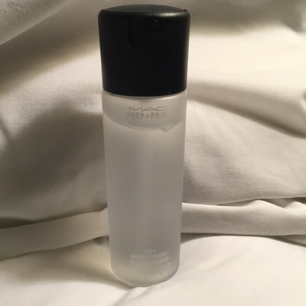 MAC prep and prime spray